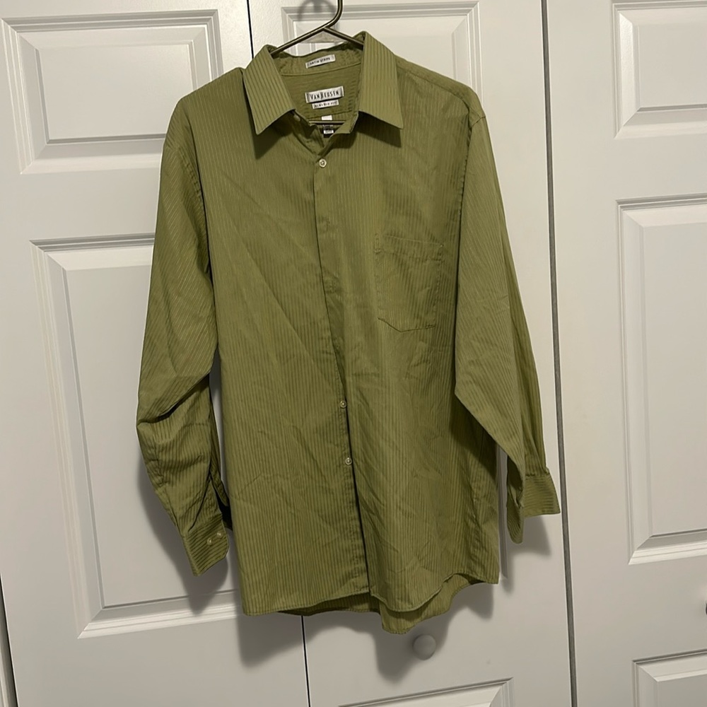 Van Heusen classic fit satin stripe Green Dress Shirt 16.5 32/33